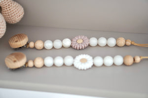 Schnullerkette aus Silikon & Holz "Camille"