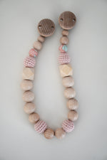 Lade das Bild in den Galerie-Viewer, Schnullerkette &amp; Kinderwagenkette mit Holz und Silikon &quot;BLOOM Rosè&quot;
