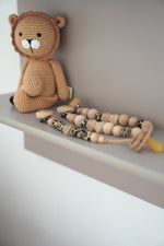 Lade das Bild in den Galerie-Viewer, Schnullerkette &amp; Kinderwagenkette mit Holz und Silikon &quot;LEO&quot;

