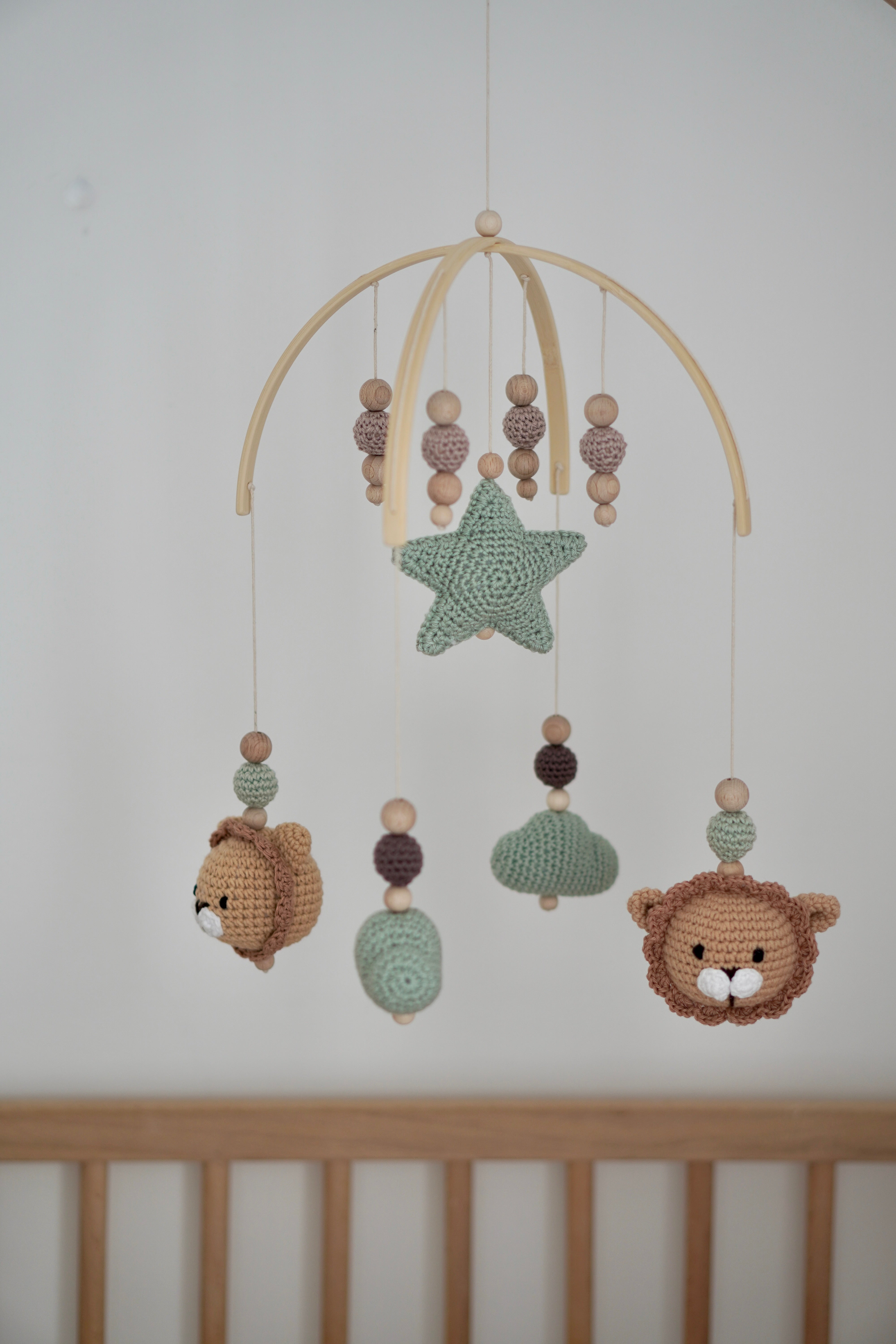 Baby Mobile bow "LION NATURE"