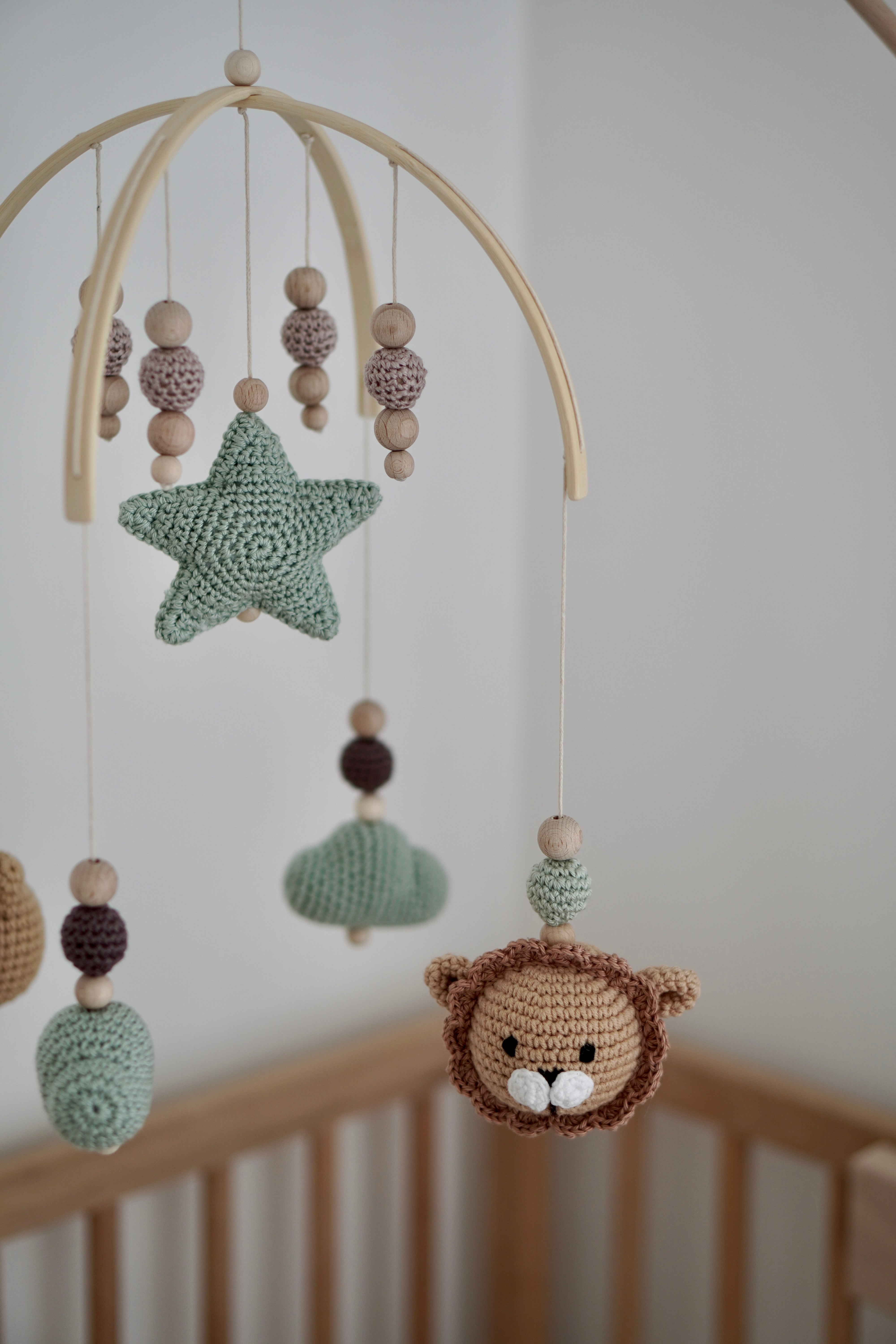 Baby Mobile bow "LION NATURE"