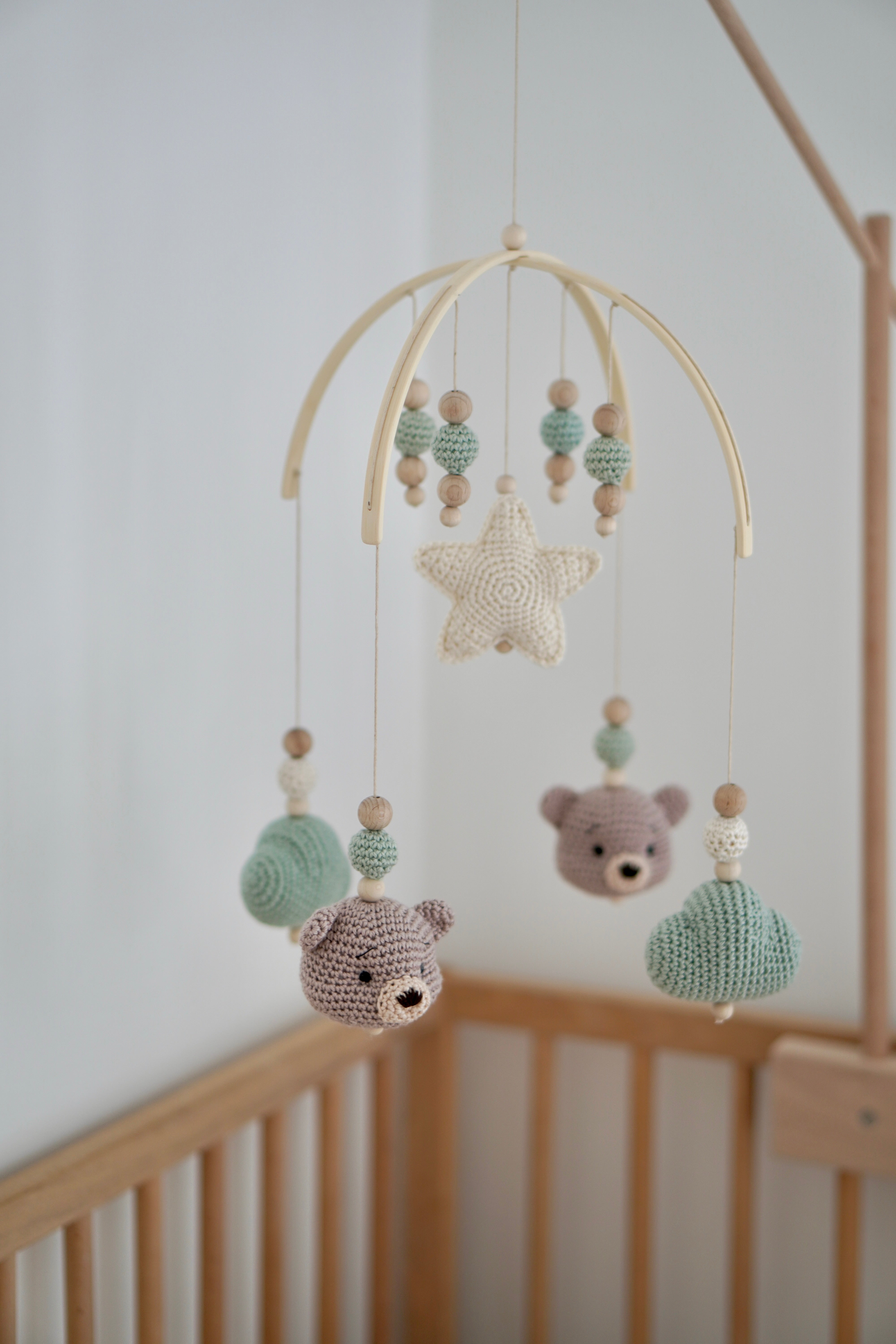 Baby Mobile bogen "TED FOREST" aus Holz handgefertigt
