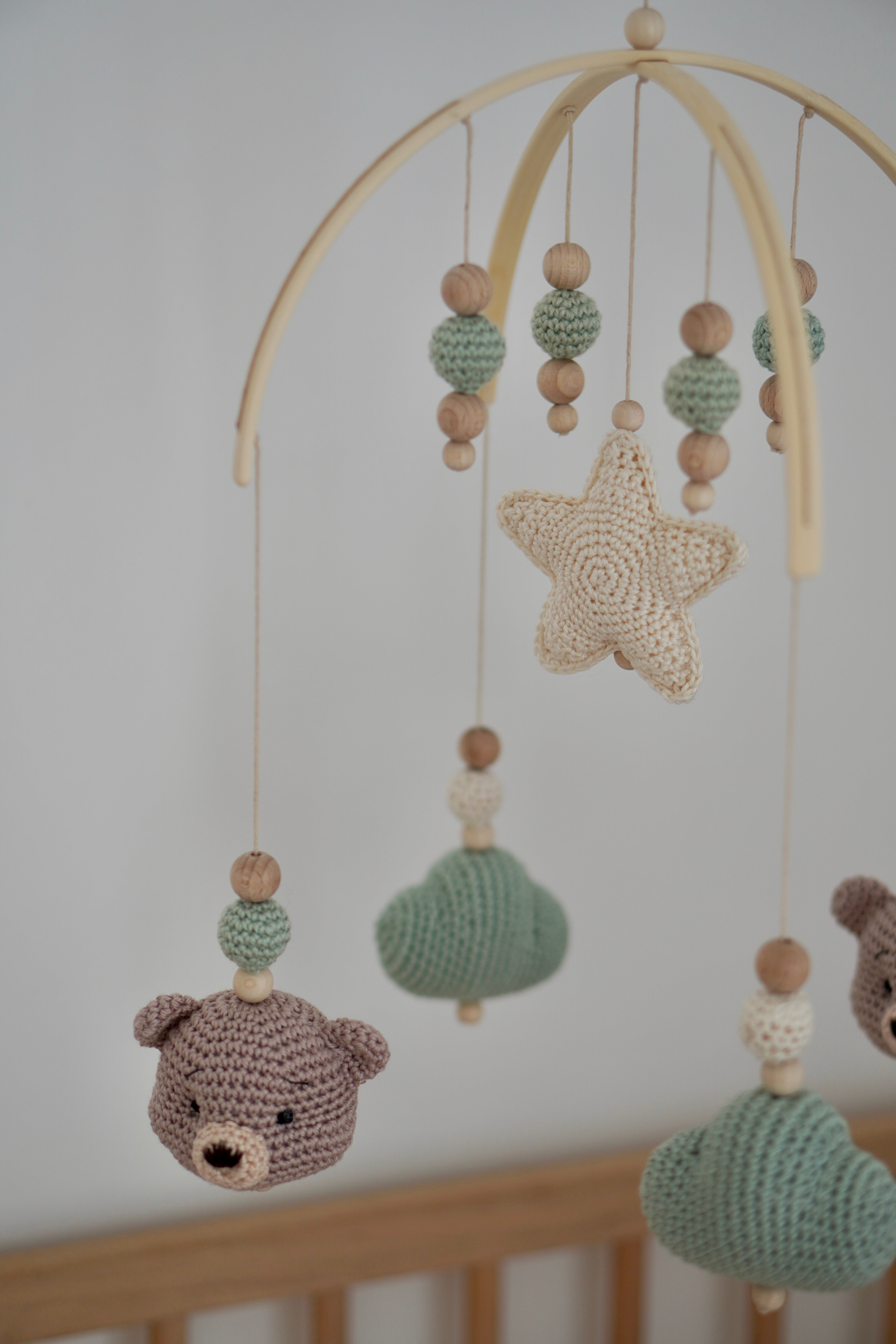 Baby Mobile bogen "TED FOREST" aus Holz handgefertigt