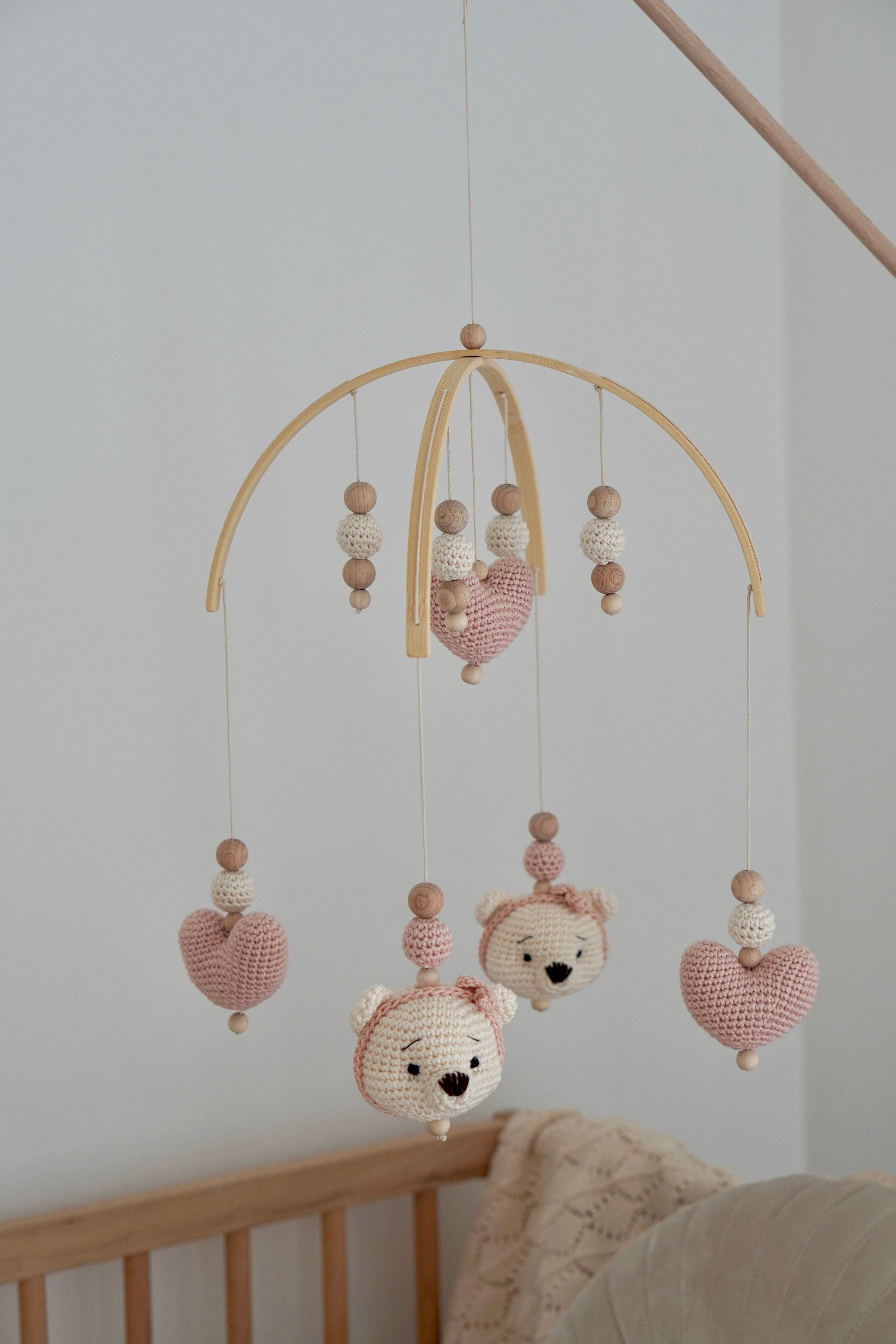Baby Mobile bogen "COTTON CANDY" aus Holz handgefertigt