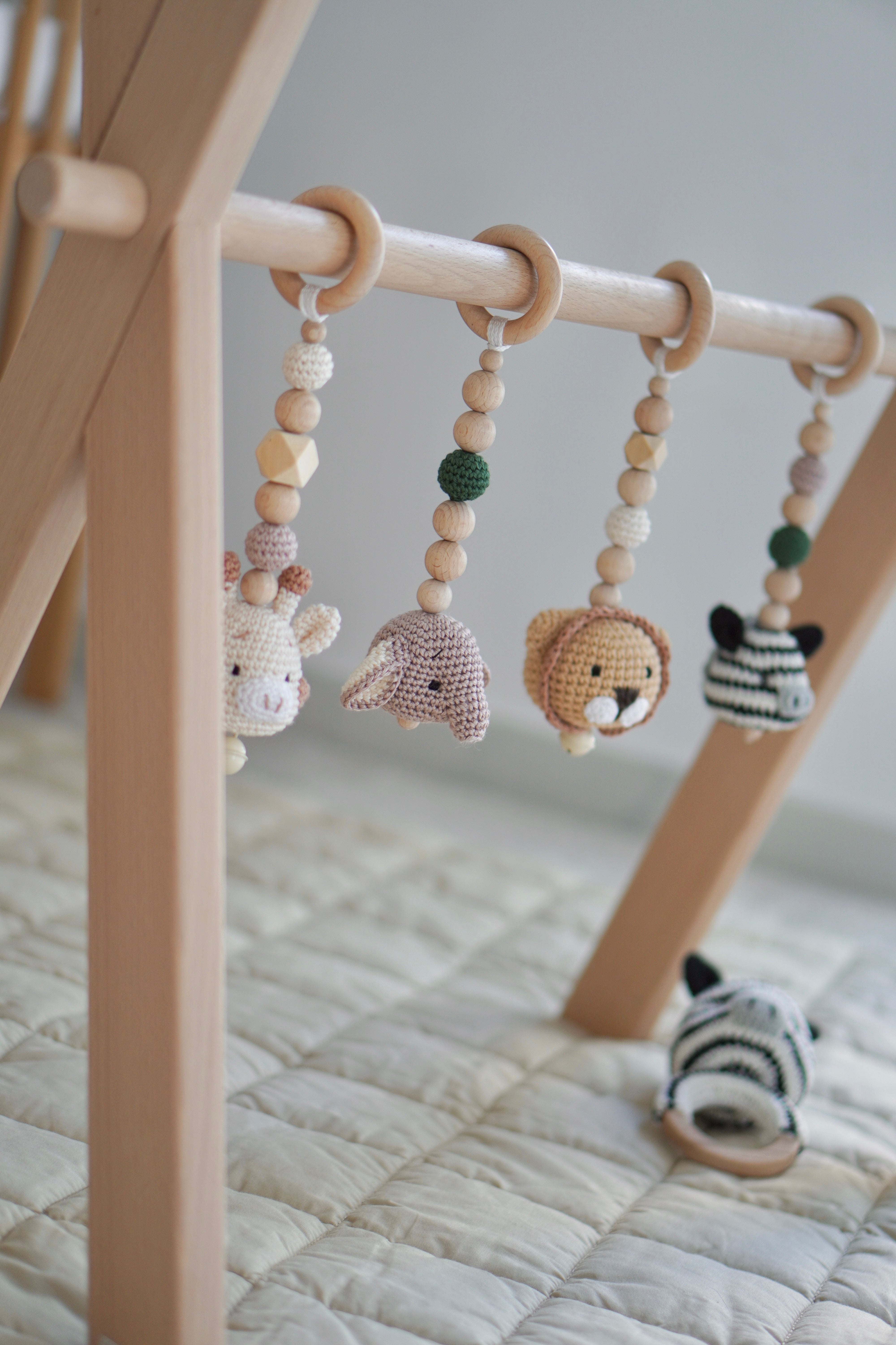 Spielbogen aus Holz "SAFARI"