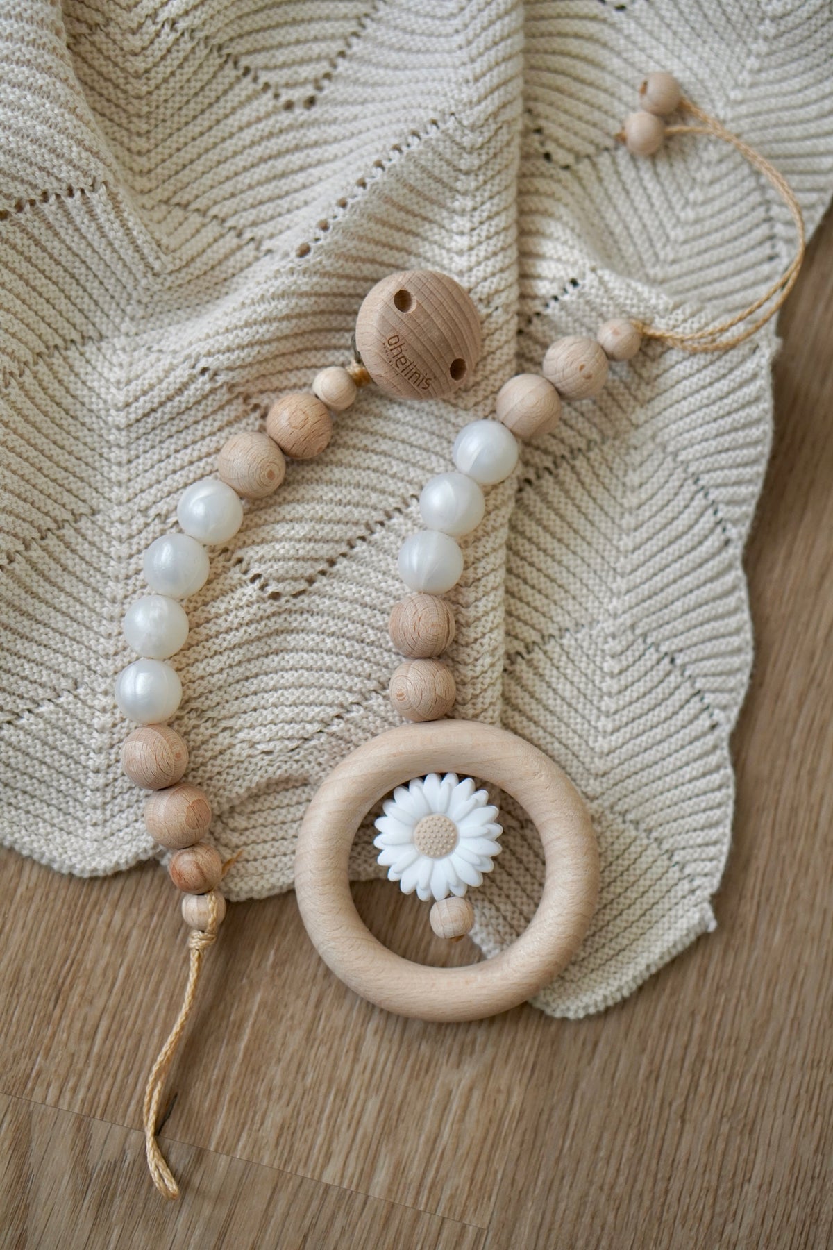 Schnullerkette aus Holz & Silikon