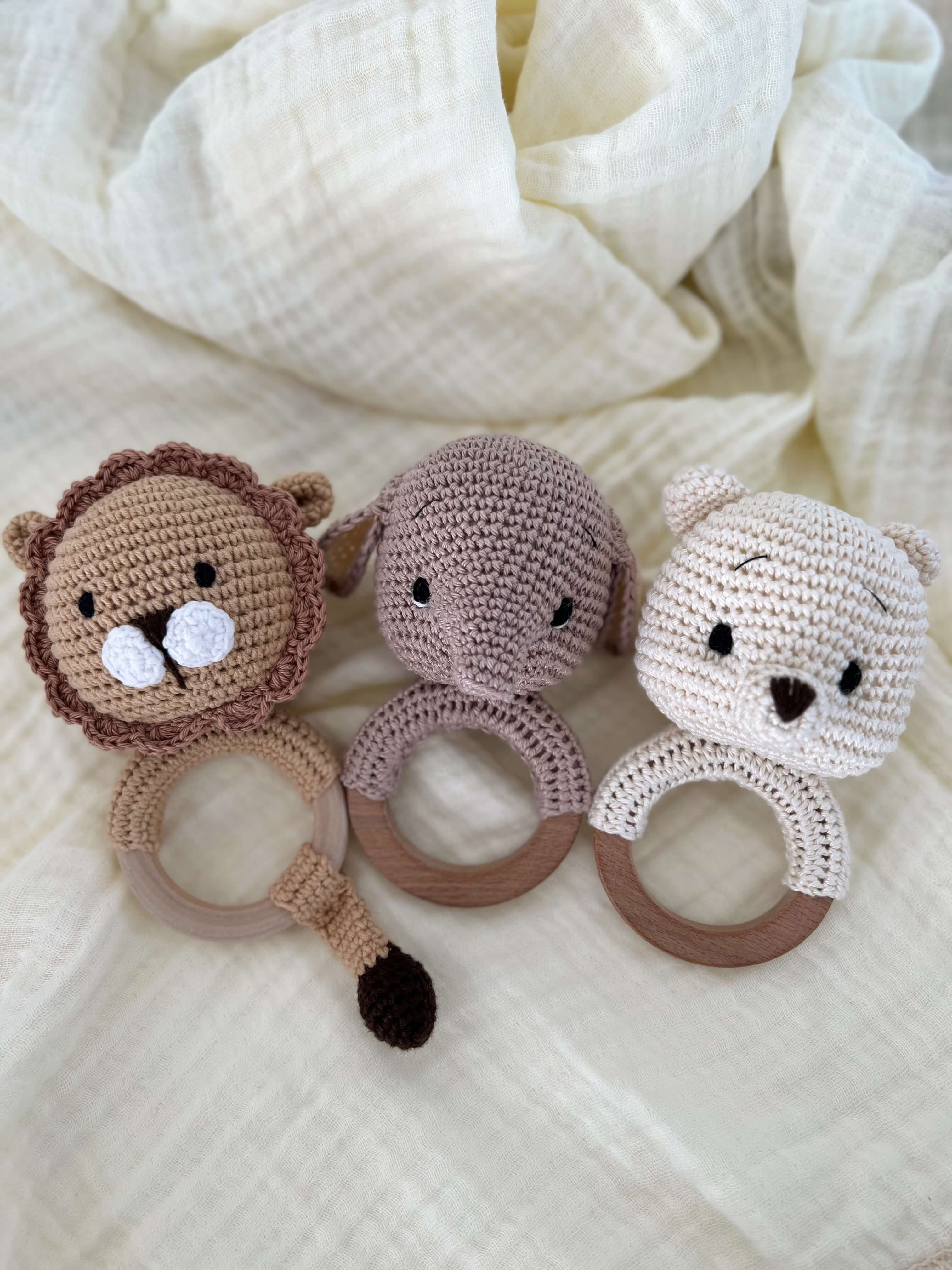 Rattle "Ted Sand"