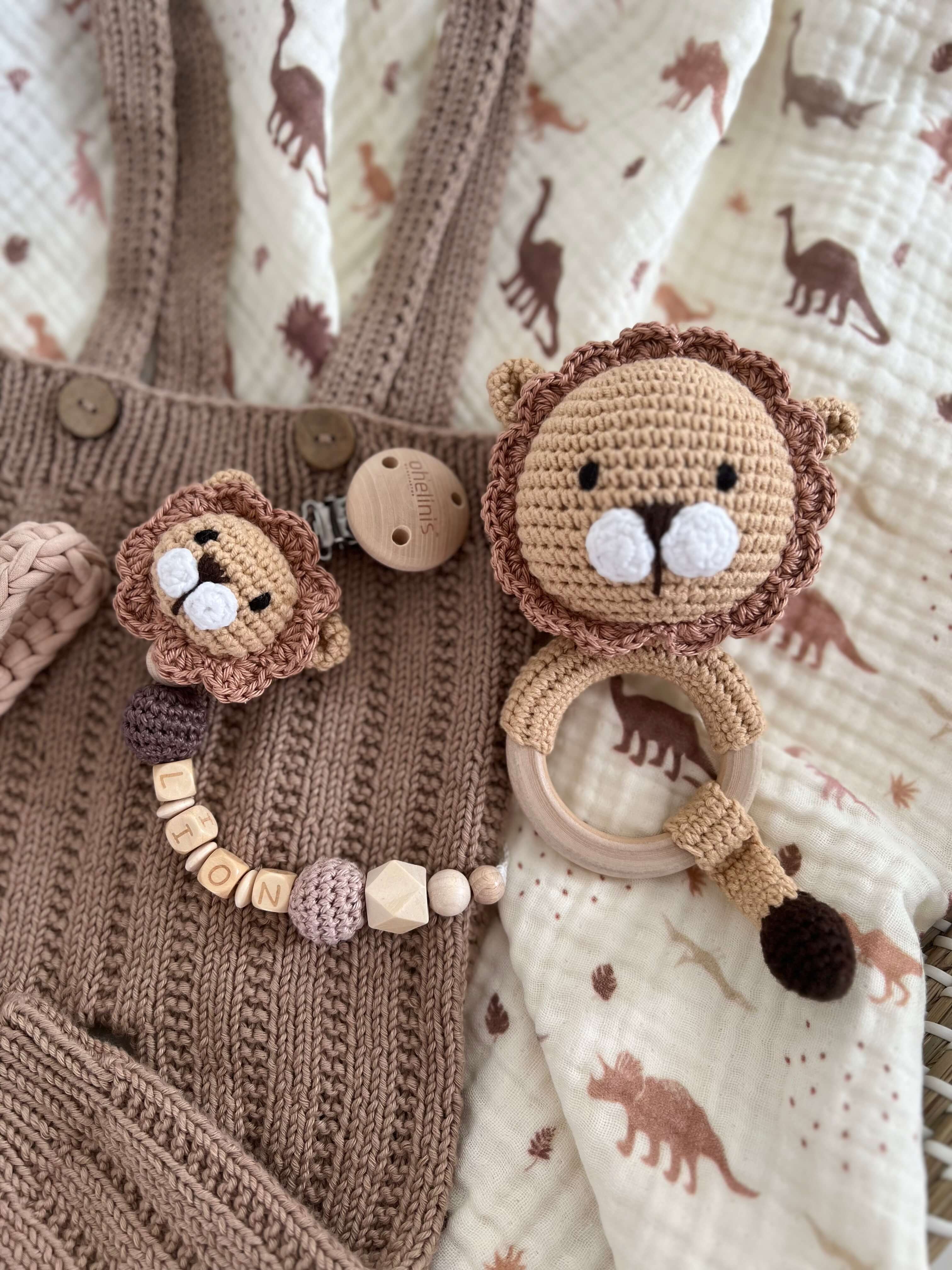 Rattle "Lion Nature"