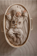 Load image into Gallery viewer, Strickjacke &quot;ORSON&quot; mit Teddy Motiv CREME
