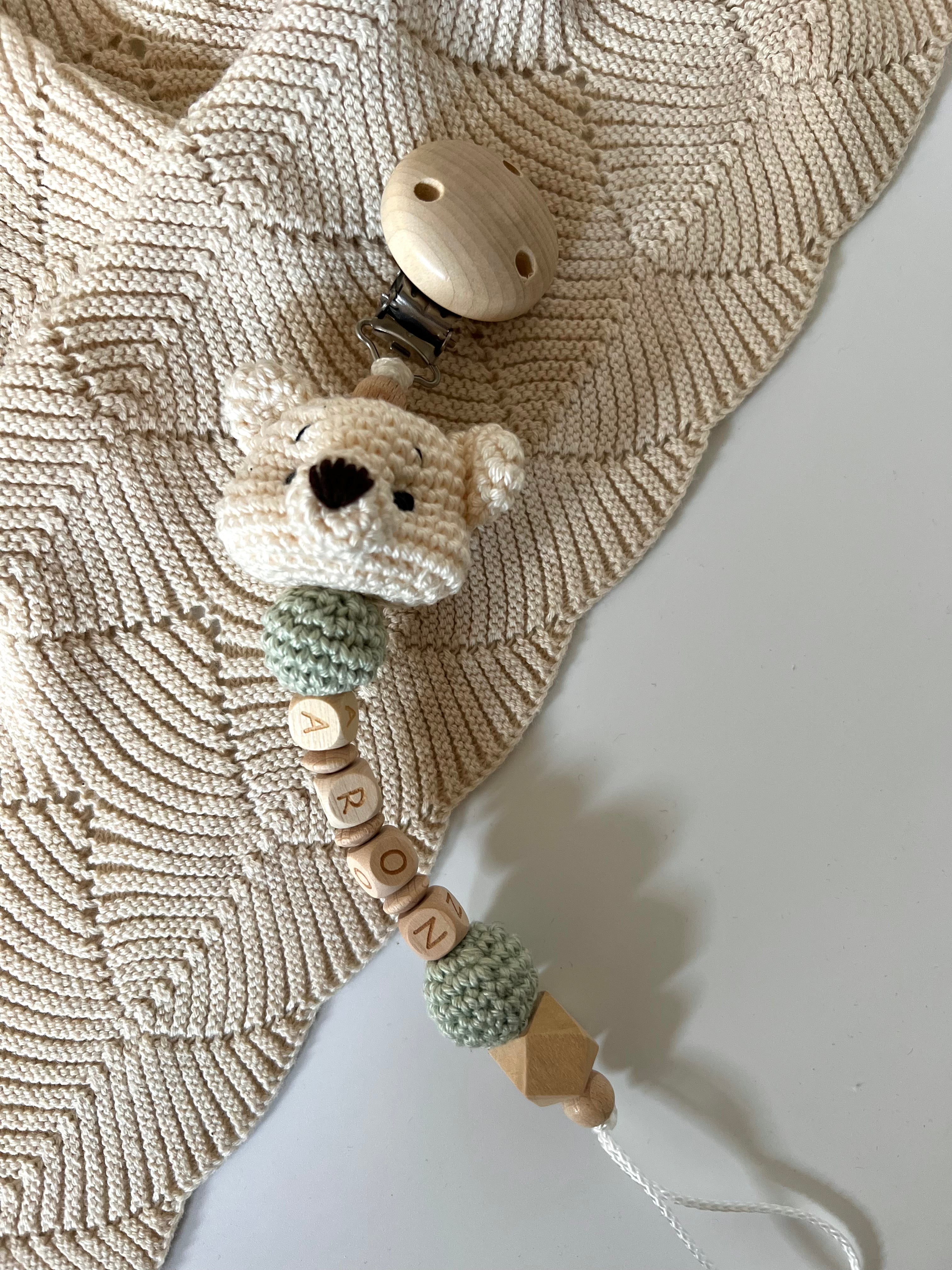 Schnullerkette mit Namen  "Ted Sand"
