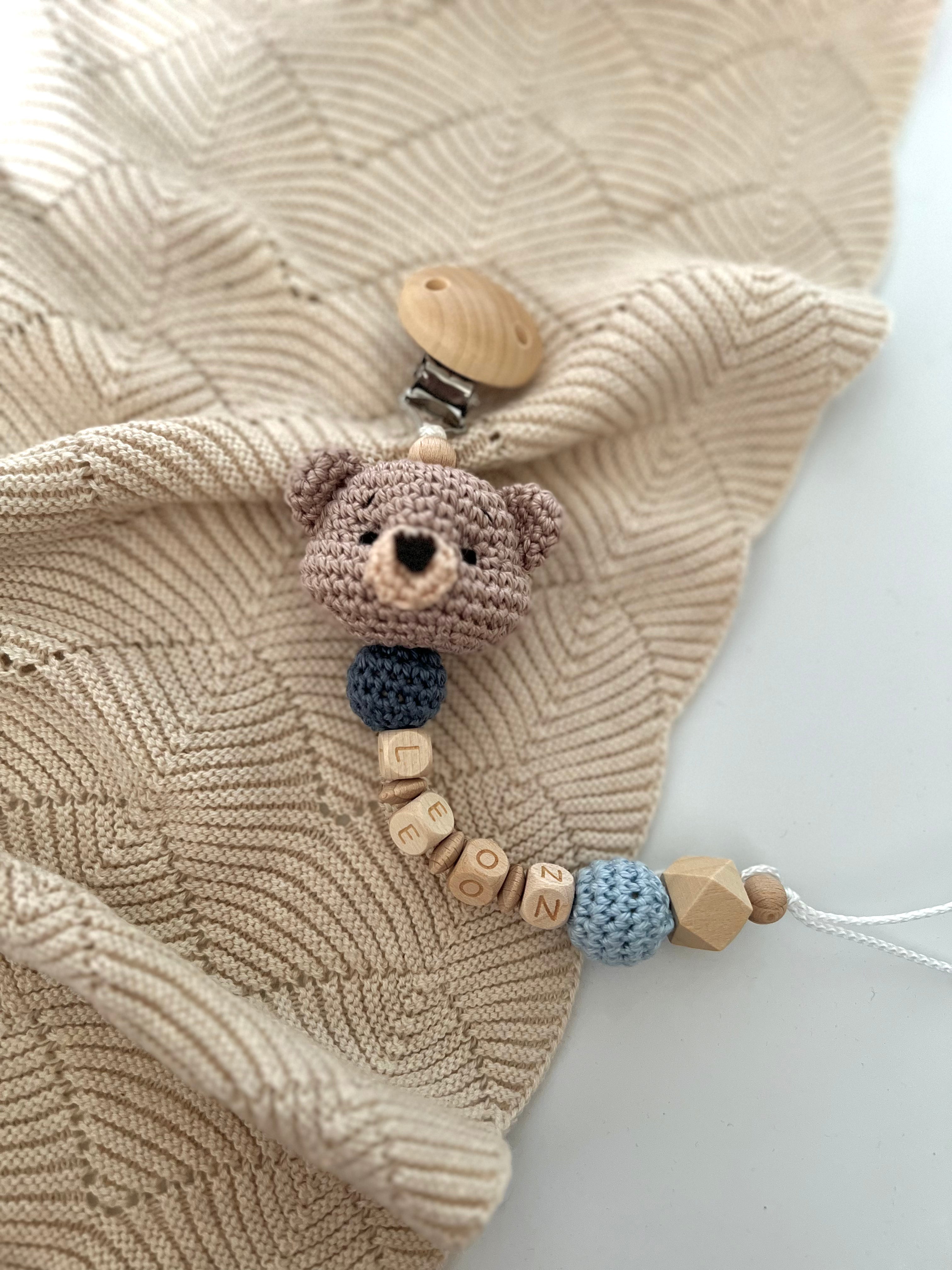 Schnullerkette mit Namen  "Ted"