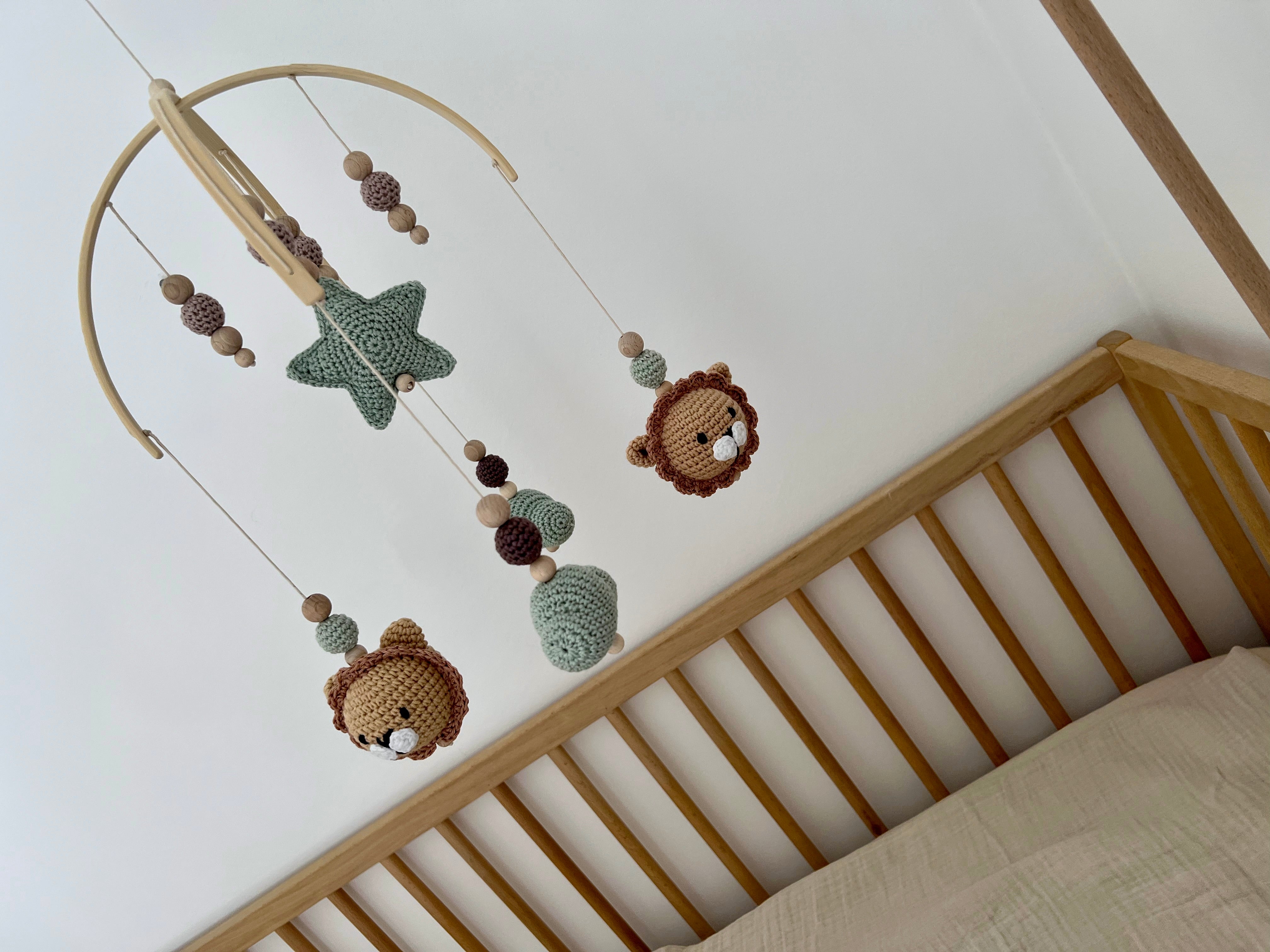 Baby Mobile bow "LION NATURE"