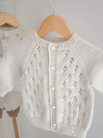 Load image into Gallery viewer, Premium Cardigan &quot;PEARL&quot;
