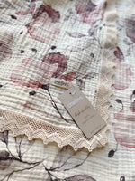 Load image into Gallery viewer, XL Premium Muslin Baby Blanket 4-Ply &quot;VINTAGE BLOOM&quot;
