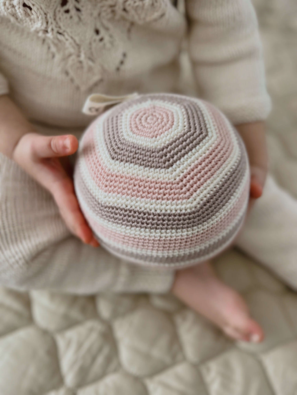 Crochet Ball with Rattle "TWIST"